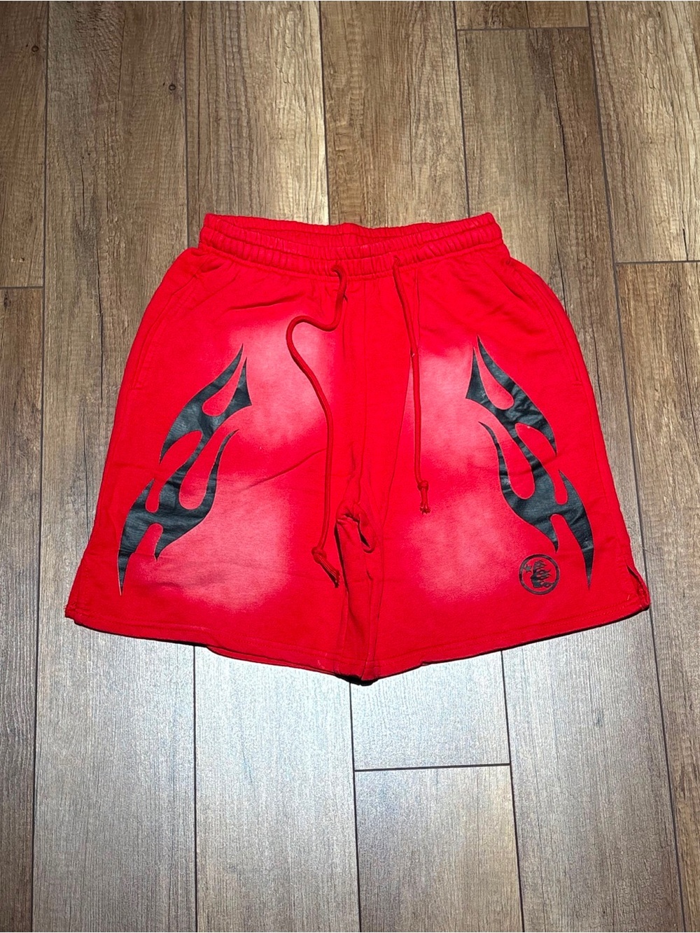 Hellstar Mens Red and Black Flame Shorts Brand New Size Large